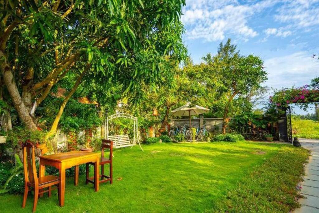 Flora Villa Hoi an By NEST Esterno foto
